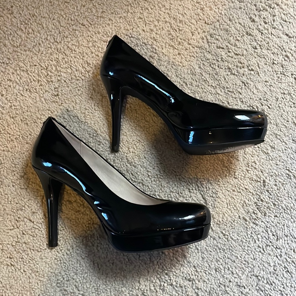 Michael Kors black pumps. Size 6 1/2